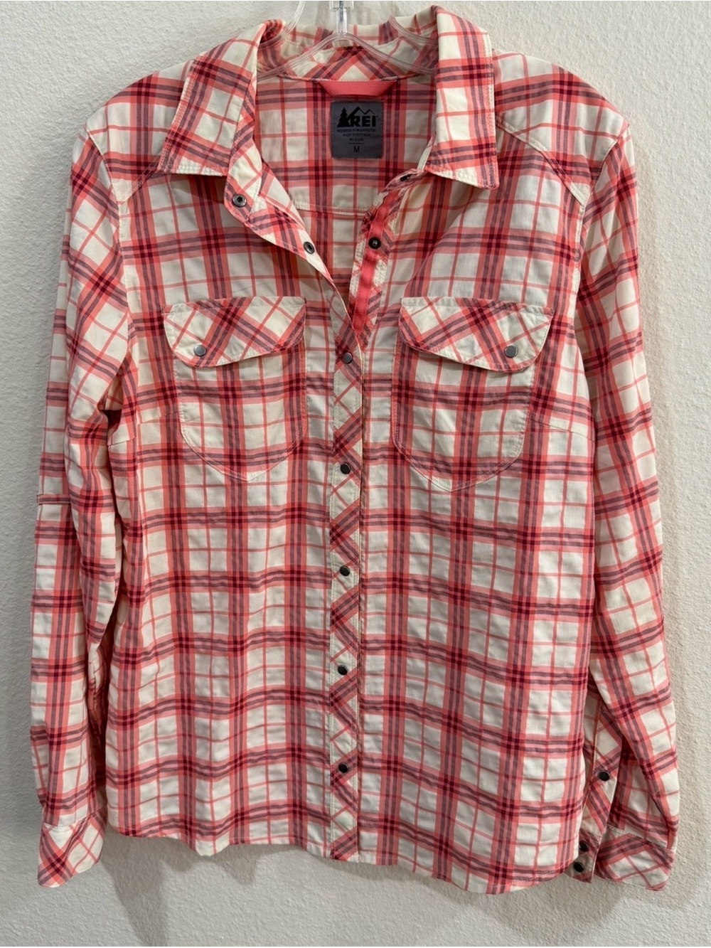 REI Pink , red‎ and White Plaid Snap-Front Shirt size M women’s